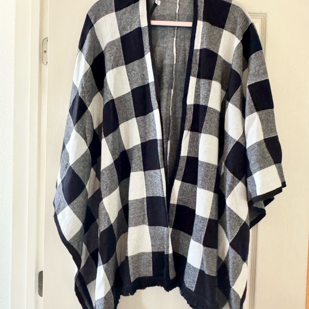 Kensie Monochrome Knit Poncho